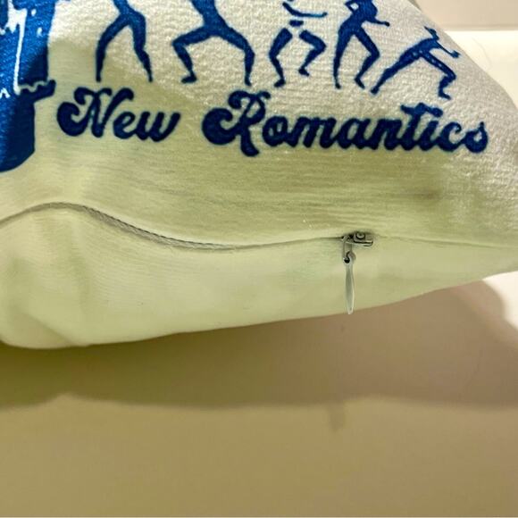 New Taylor Swift 1989 pillows: set of 2 - Picture 9 of 14